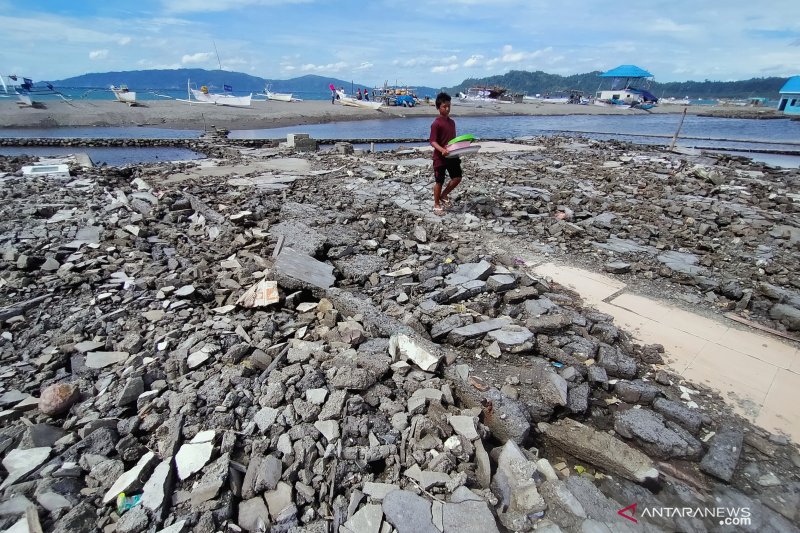 Bekas tsunami Desa Tompe Donggala