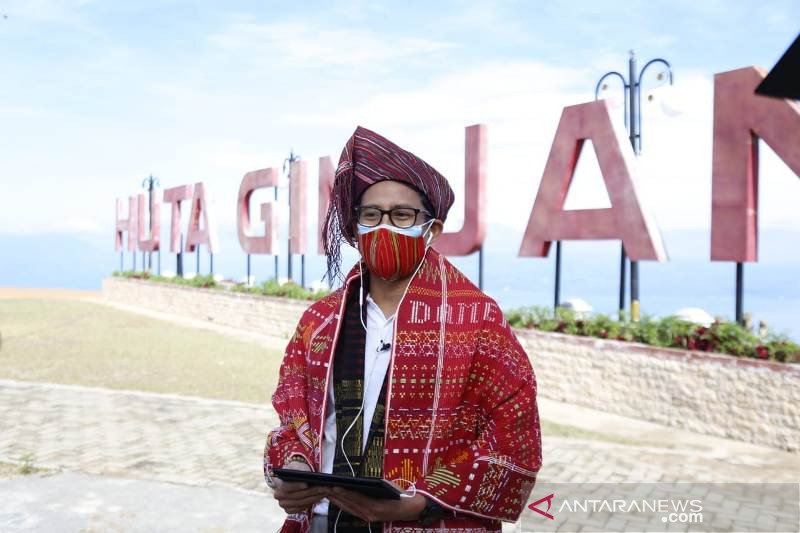 Menparekraf Sandiaga Uno bertekad gairahkan kembali industri kreatif pariwisata