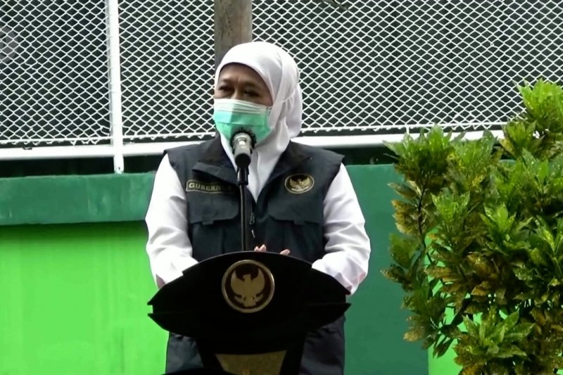 Khofifah minta waspadai penularan COVID-19 di perkantoran