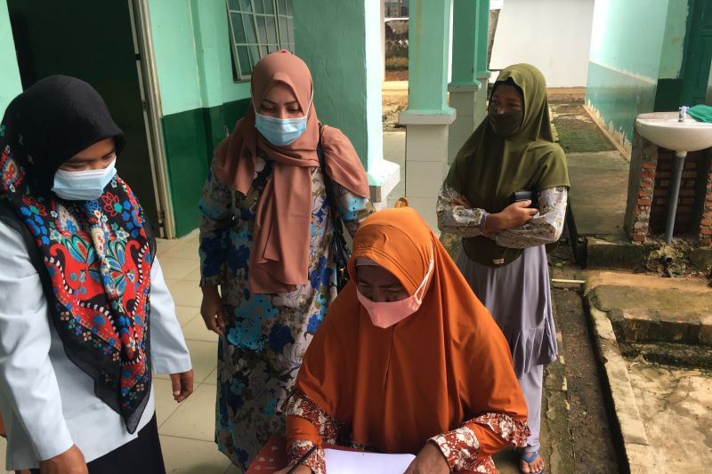 Hari pertama sekolah kesepakatan dengan orang tua untuk belajar tatap muka