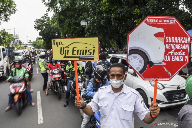 Uji Emisi Kendaraan Bermotor Di Jakarta Antara News