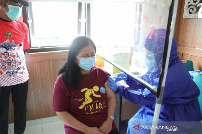 Vaksinasi di Surakarta berjalan lancar