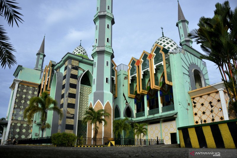 Tempat ibadah terdampak gempa bumi di Sulbar