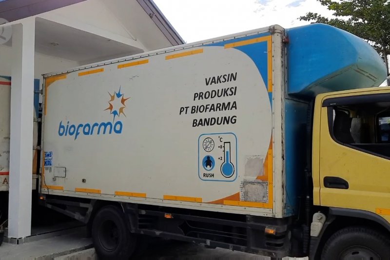 Vaksin Sinovac tiba di Palu dan Pekanbaru