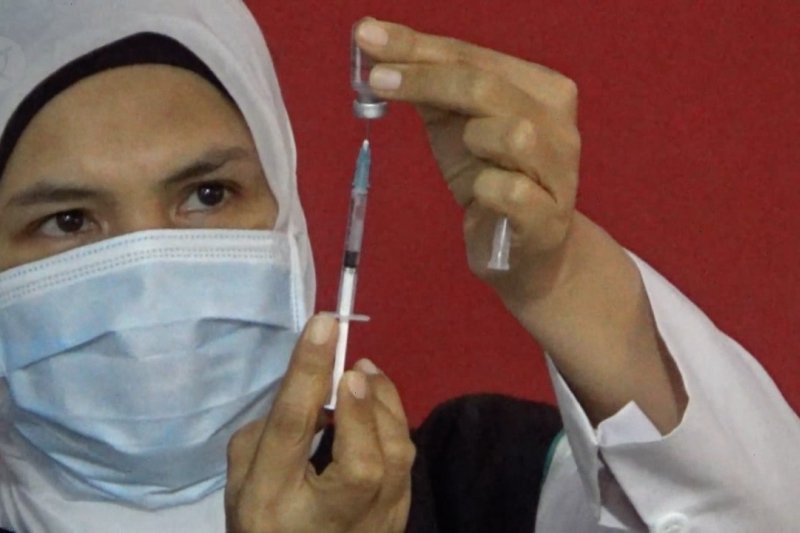 Vaksinasi COVID-19 untuk masyarakat Aceh, Maret 2021