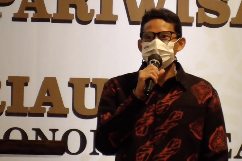 Sandiaga motivasi UMKM parekraf Batam