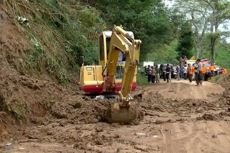 Tanah longsor dominasi bencana alam di Temanggung