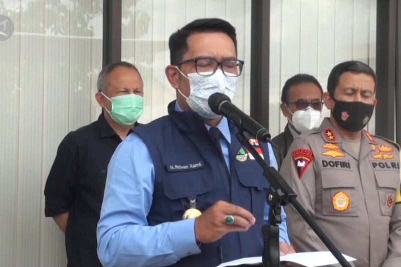 Tingkatkan kepercayaan publik, kepala daerah di Jabar jadi penerima pertama vaksin COVID-19