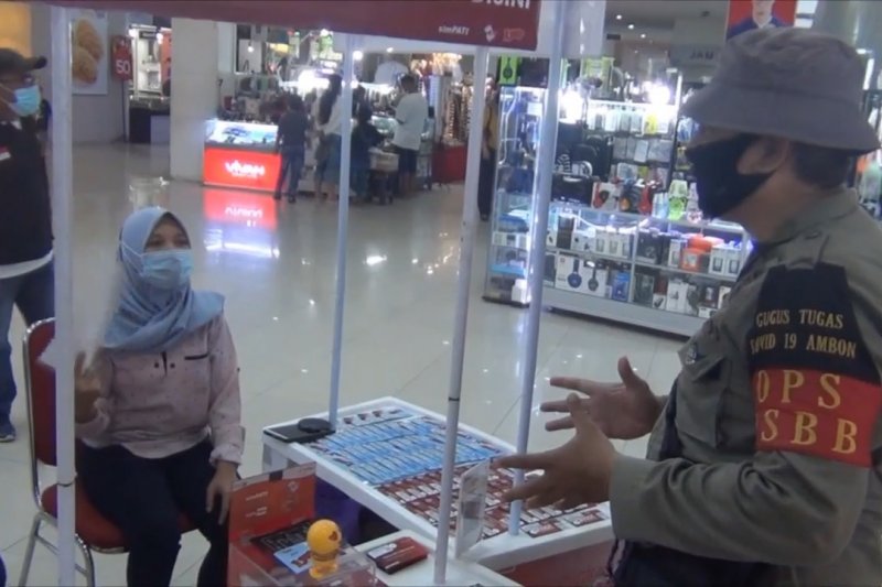 Pemkot Ambon sosialisasikan penerapan prokes di mal
