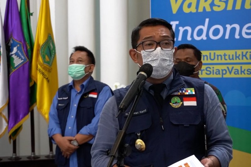 Vaksinasi tahap satu tidak capai target, Jabar siapkan “door to door”