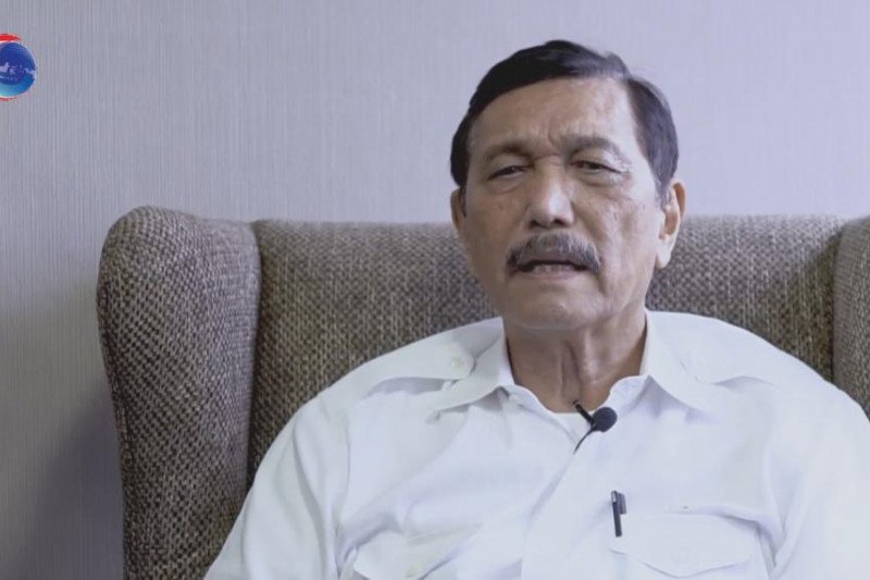 Luhut ajak masyarakat bangga berwisata di Indonesia