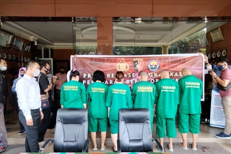 Tersangka kasus obat keras buat aborsi terancam hukuman 15 tahun