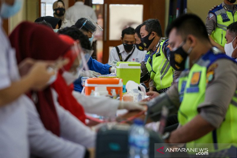 Polisi penyintas COVID-19 ikuti donor plasma konvalesen