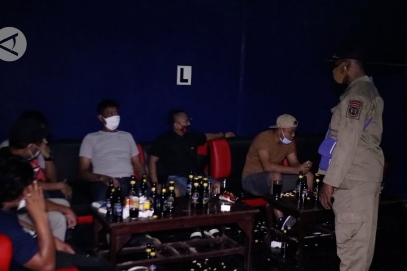 Razia prokes, Satgas COVID-19 Jayapura tutup paksa tempat hiburan malam