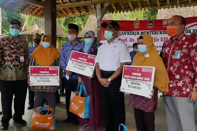 Menko PMK: Lulusan PKH prioritas dapat bantuan modal usaha