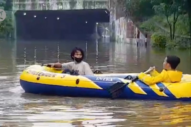 40 ruas jalan di Jakarta terendam banjir