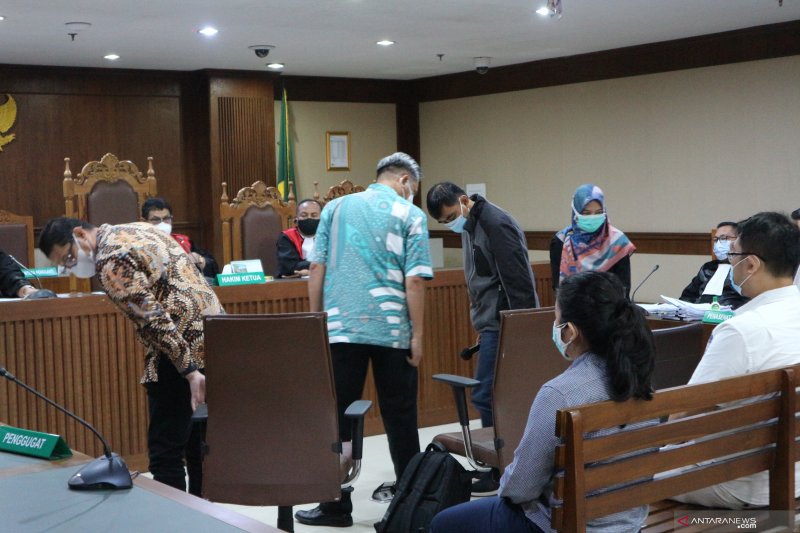 Mantan Dirjen KKP ungkap kejanggalan ekspor benih lobster