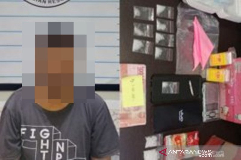 Polres Hulu Sungai Tengah Kalsel bekuk sopir simpan 11 paket sabu-sabu