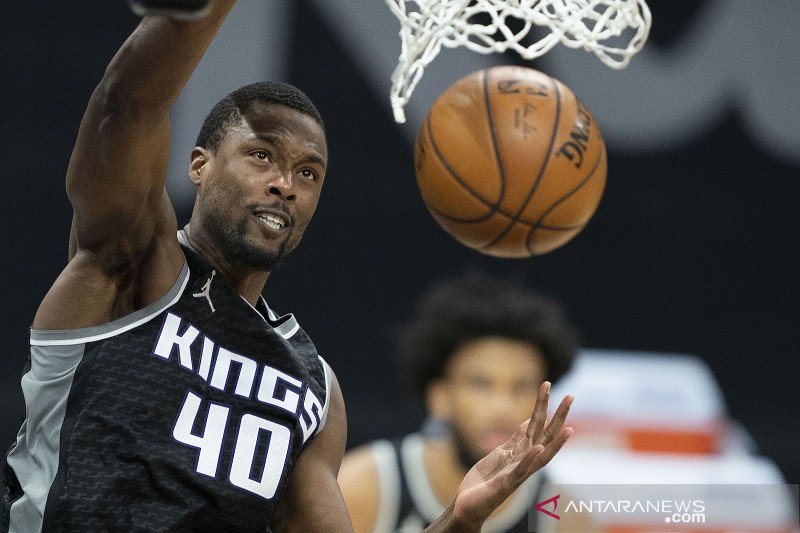 NBA : Kings menang tipis atas Lakers