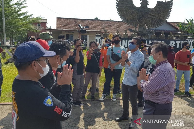 Polisi-komunitas Pajero Indonesia bangun budaya tertib lalu-lintas