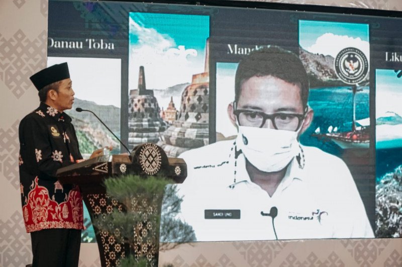 Pemkab Lombok Tengah luncurkan E-Tourism Go Mandalika