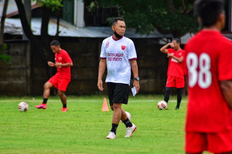Piala Menpora – PSM Makassar terancam tanpa Hendra Wijaya lawan Persija