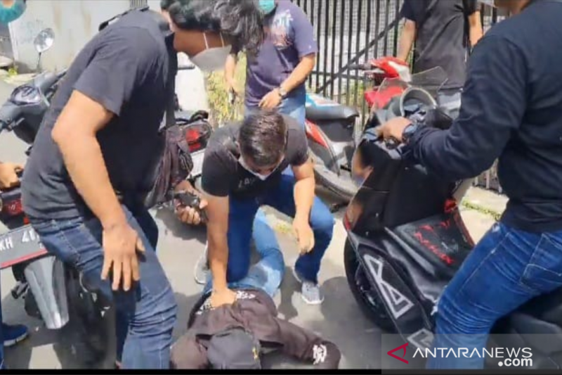 Polisi tangkap pelaku jambret yang menimpa lansia di Jakarta Barat
