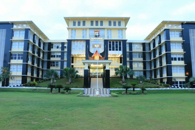 Polda Sumbar: 22 polsek tidak lagi lakukan fungsi penyidikan