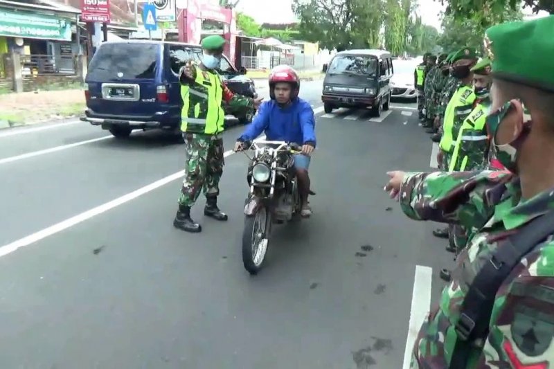 Angka kasus positif COVID-19 di Jember turun hingga 87 persen