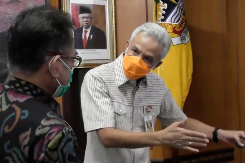 Ganjar sebut PPKM Mikro efektif turunkan zona merah di tingkat desa
