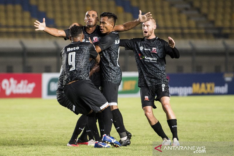 Piala Menpora: Madura United bermain imbang 1-1 lawan Persela