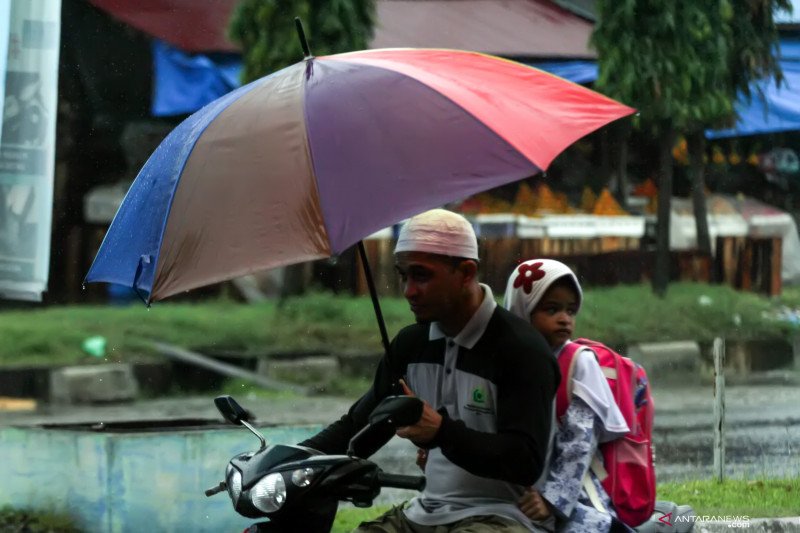 BMKG: Waspadai potensi cuaca ekstrem