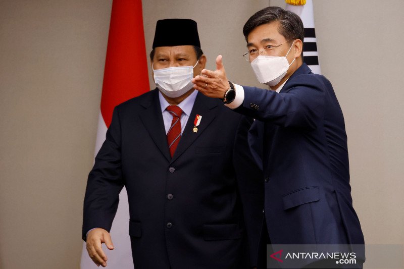 Menhan Prabowo Subianto bertemu Menhan Korsel