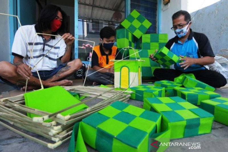 Kerajinan Lampion Lebaran