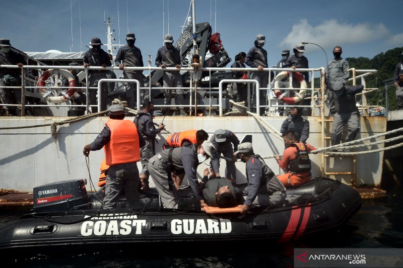 LATIHAN OPERASI KESELAMATAN DAN KEAMANAN LAUT BAKAMLA