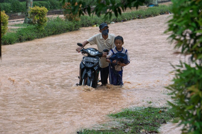 Banjir di jalan Sekupang Batam