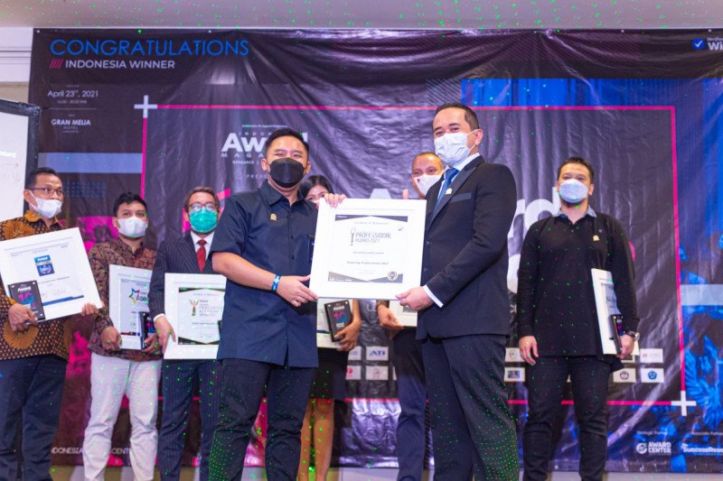 Dirut PT Jaklingko raih penghargaan Inspiring Professional Award 2021