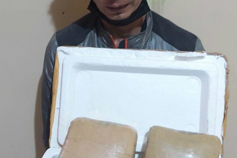 Polisi gagalkan transaksi ganja seberat 4 kilogram