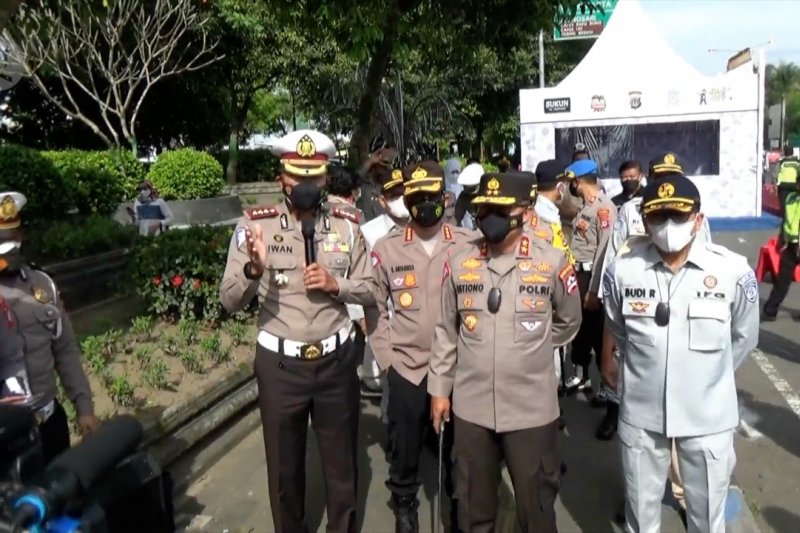 Kakorlantas Polri tinjau pengetatan mudik di perbatasan DIY-Jateng