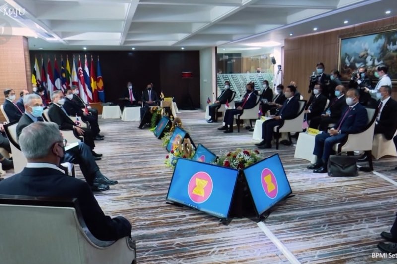 Presiden Jokowi minta militer Myanmar penuhi 3 komitmen