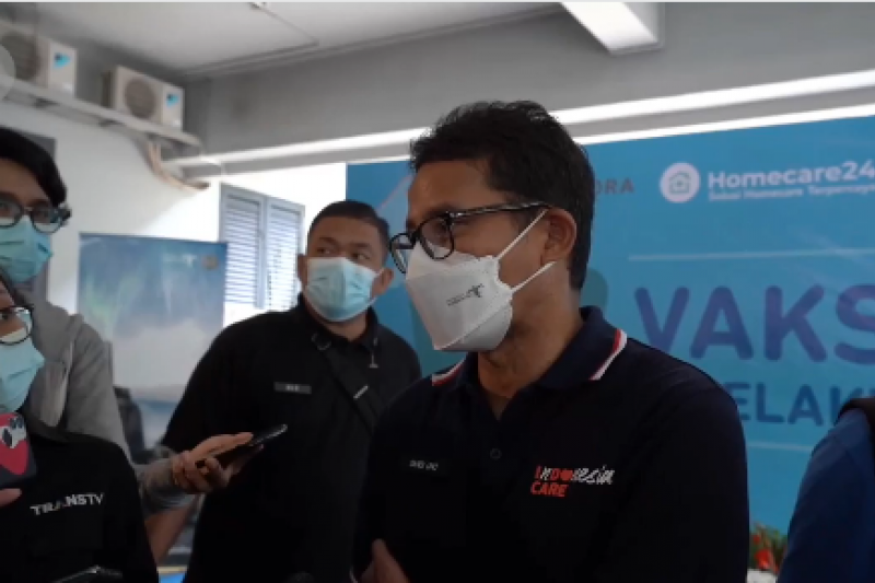 126 pelaku seni divaksinasi, Sandi Uno ingin bangkitkan perekonomian