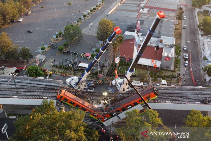 Saksi gambarkan kengerian kecelakaan kereta api Metro Meksiko