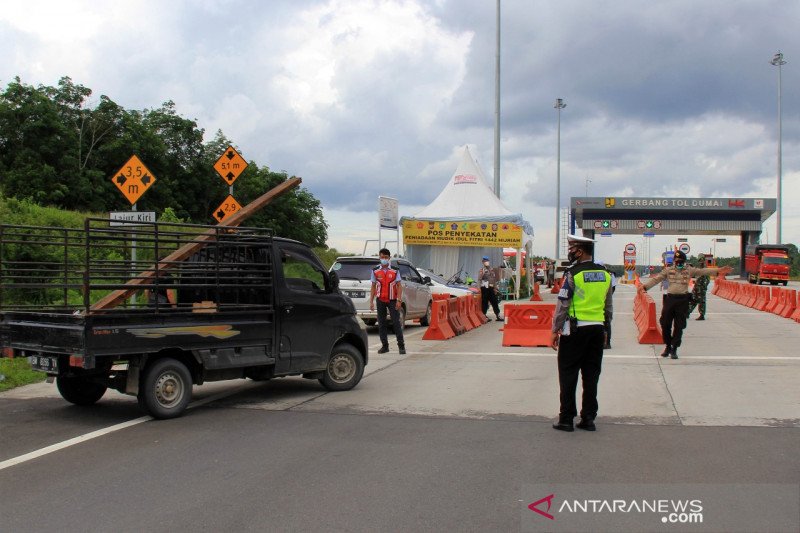 Jalan Tol Pekanbaru-Dumai tetap beroperasi meski ada larangan mudik