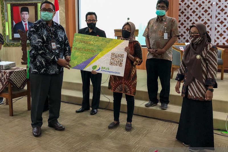 350 relawan COVID-19 Yogyakarta jadi peserta BPJAMSOSTEK