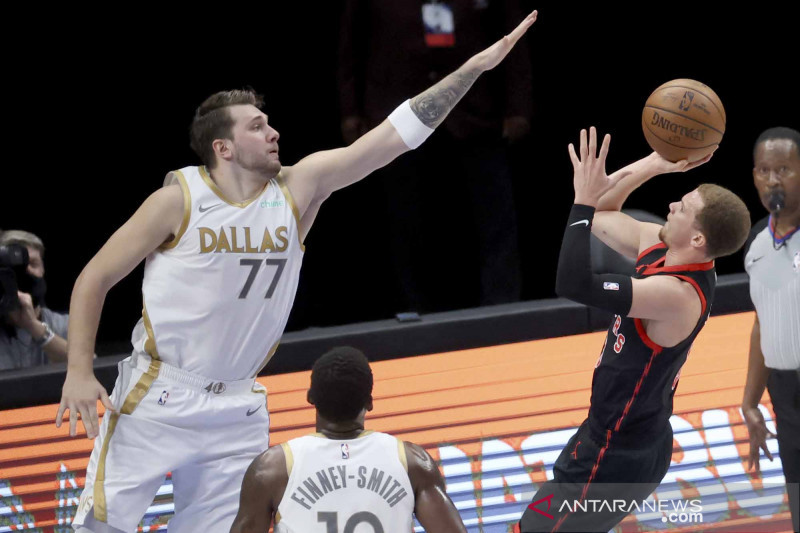 Dallas Mavericks menang atas tamunya Toronto Raptors 114-110