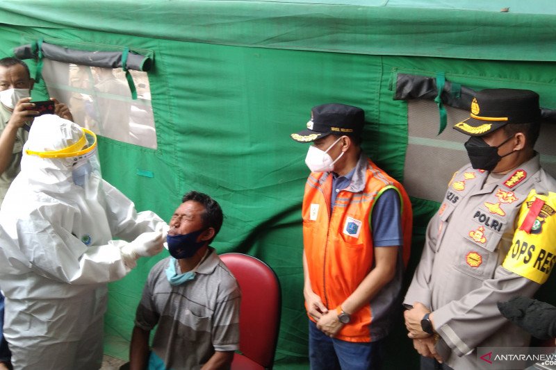 Polisi temukan dua orang arus balik positif COVID-19