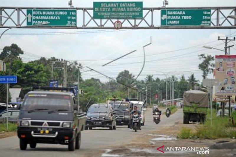 Arus Balik Jalan Lintas Tengah Jambi - Sumbar Normal