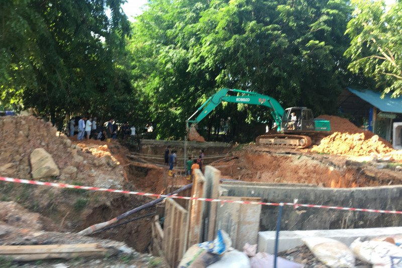 Pembangunan gorong-gorong di Jalan Gajahmada