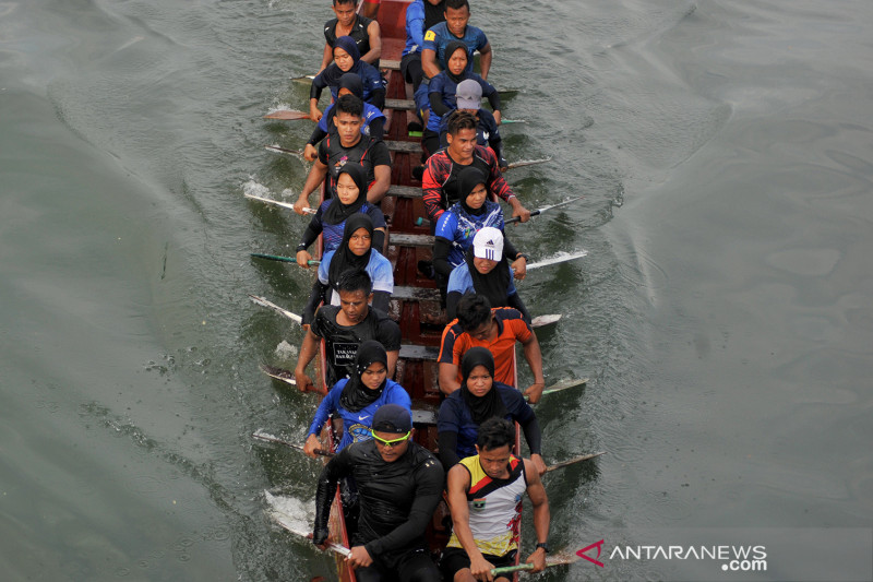 Latihan dayung jelang PON 2021 Papua