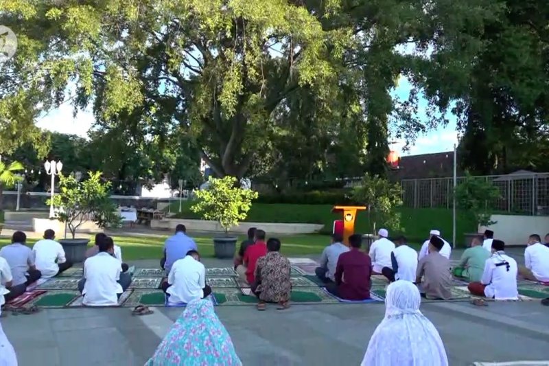 Ridwan Kamil: Zona merah tidak boleh shalat Idul Fitri di masjid